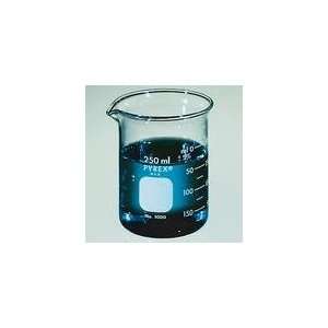Beaker   PYREX GLASS 30ml:  Industrial & Scientific