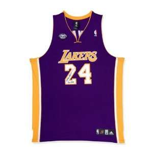 Kobe Bryant Los Angeles Lakers   Away Purple   Autographed Jersey with 