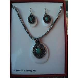   18 PENDANT NECKLACE/EARRING SET NEW IN THE BOX 