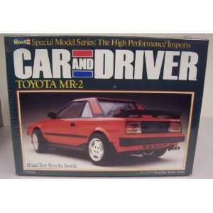  Revell 7452 Car and Driver Series Toyota MR 2 1/24 Scale 