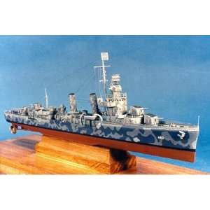    Yankee Modelworks 1/350 USS Aaron Ward DD483 1942 Kit Toys & Games