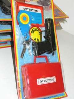 NEW 1970S POLICE DETECTIVE PISTOL BADGE PLAY SETS  