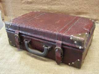   Alligator Skin & Brass Suitcase  Antique Old Bag Leather Luggage 6633