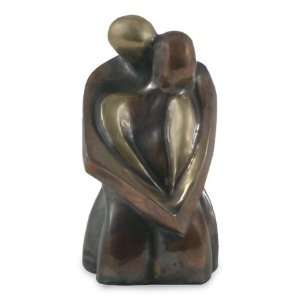 Bronze sculpture, Shelter