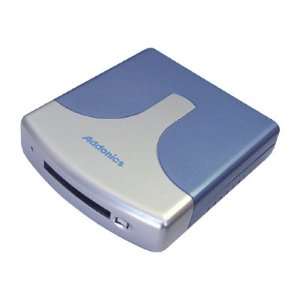  Ultra DigiDrive   Card reader ( CF I, CF II, MS, Microdrive, MMC, SD 