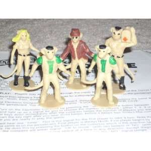  1990 Vintage 5 plastic Tunnel Rat character playing pieces 
