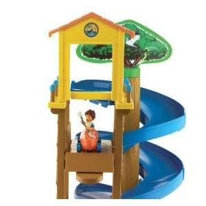   Rescue Track Set with Bonus Transforming Water Scooter: Toys & Games