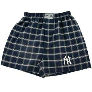  New York Yankees Navy Blue Plaid Shorts: Sports & Outdoors
