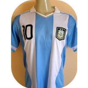  ARGENTINA # 10 MESSI HOME SOCCER JERSEY SIZE LARGE.NEW 