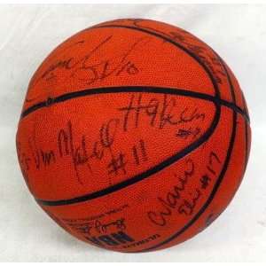   Jsa Olajuwon + 12   Autographed Basketballs: Sports & Outdoors