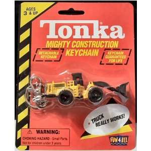  Tonka Mighty Construction Loader Keychain: Toys & Games