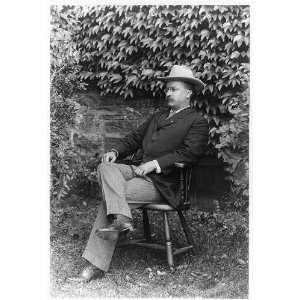 Theodore R Roosevelt,Governor,Honorable,hat,seated,outside,President 
