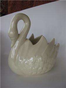 Royal Haeger USA off white ceramic Swan Planter  