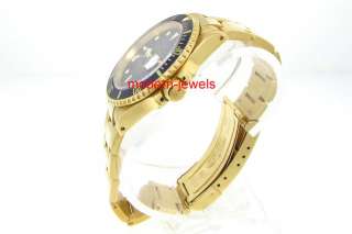 Rolex 16618 Submariner 18k Gold Watch   Blue Dial Mint  