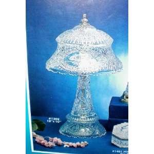Hofbauer Byrdes Large Lead Crystal Lamp    19 tall with 10 diameter 