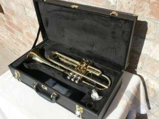   Bb Student Trumpet Complete Outfit Lacquer   Inspected +Tested  
