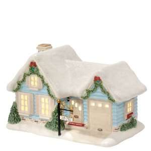    Dept 56 Peanuts Village Van Pelt House New 2011