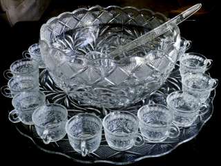 SMITH PRESSED GLASS HOLIDAY POINSETTIA PUNCH BOWL UNDER PLATE 
