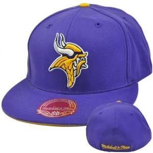 NFL Mitchell & Ness Throwback Logo Hat Cap Fitted TK03 Minnesota 