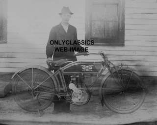 1915   EXCELSIOR AUTO CYCLE  SUPER MOTORCYCLE MAN PHOTO  