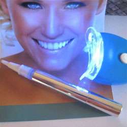 35 percent Teeth Whitening Pen and Rapid Accelerator Light  Overstock 