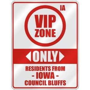   ZONE  ONLY RESIDENTS FROM COUNCIL BLUFFS  PARKING SIGN USA CITY IOWA