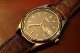 SEIKO 7N43 9069 TITANIUM Gentlemans DAY DATE watch. VExcellen  