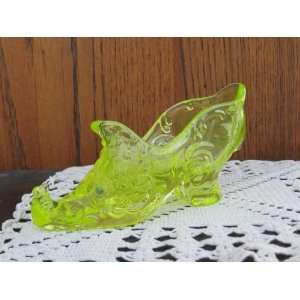   Glass Victorian High Heel Rose Slipper Curled Toe: Everything Else