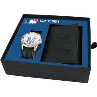 Game Time MLB WWG NY3 New York Yankees Watch and Wallet Gift Set