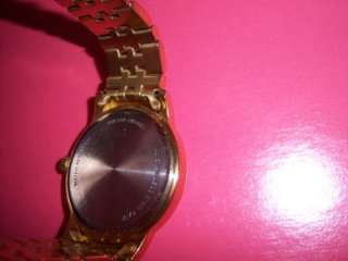 Mens Bulova Quartz Wrist Watch Date Gold Face Runs Great New Battery 