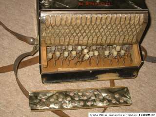 very small Hohner Preciosa Liliput button accordion WWII 