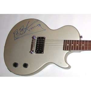  B.B. King Autographed Silver Gibson Signed Guitar &Video 
