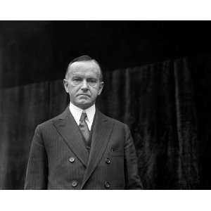  U.S. President, Calvin Coolidge, portrait, c. 1924   16 