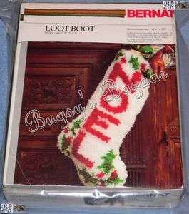   Bernat NOEL CHRISTMAS STOCKING Latch Hook Kit – Jumbo   OOP  