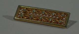 Fashion Jewelry metal pin, gold color (Pre owned)     