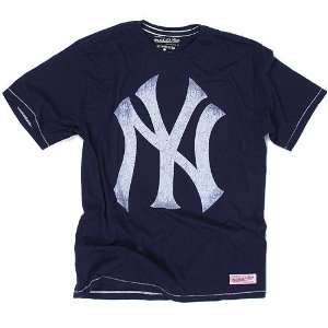 New York Yankees Mitchell & Ness Navy Big Logo Vintage Premium T Shirt 