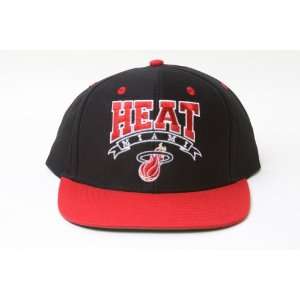 New Adidas NBA Miami Heat Script Logo Snapback Hat  Black 