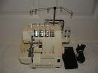 Singer QuantumLock 4 Differential Feeding Model 14u286b Sewing Machine