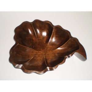  Leaf Design Mango Wood Fruit Bowl